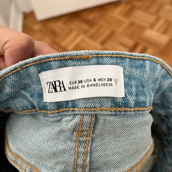 Zara denim shorts - Picture 3 of 3